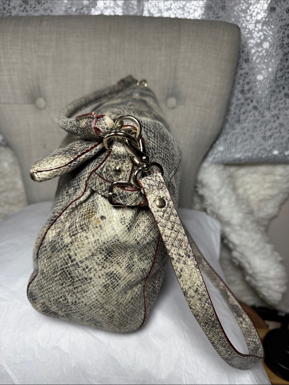 kate spade Snake-Print Shoulder and cross body Bag in Cream gray and gold sparkl - Picture 4 of 9